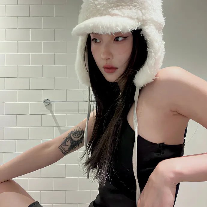 玛琳娜的杀戮四段式高清封面