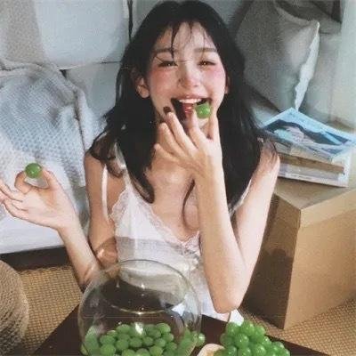 沉默不语的顾小姐高清封面